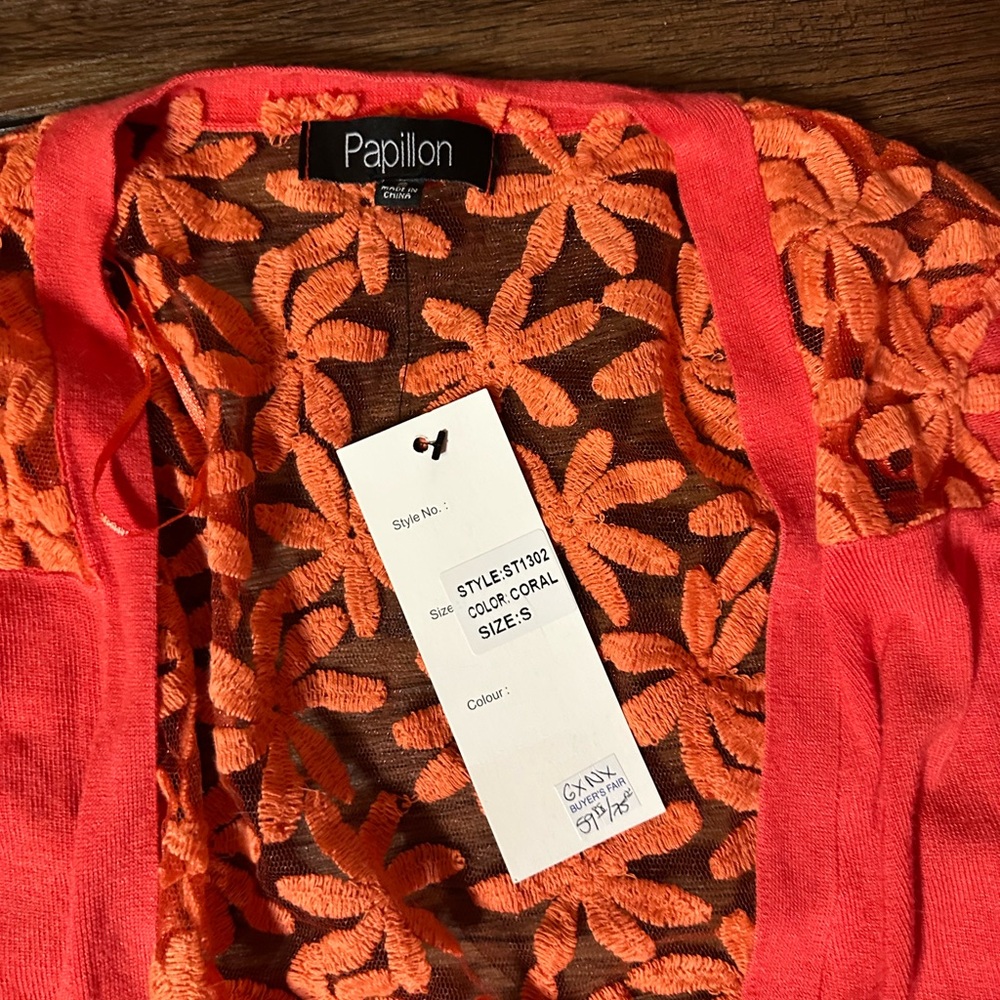 NWT Small Papillon Coral Cardigan with Floral Lace Detail - Picture 3 of 4